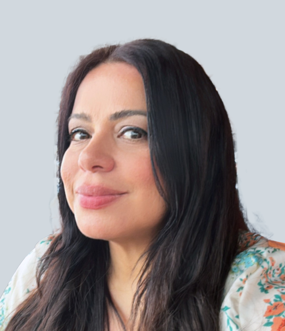 Headshot of Kerlly C, student at The Language Gallery UK