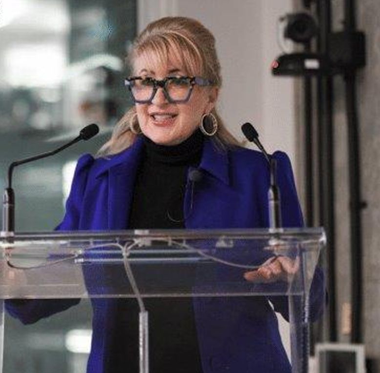 Portrait of Cyndi McLeod, CEO of GUS Canada.