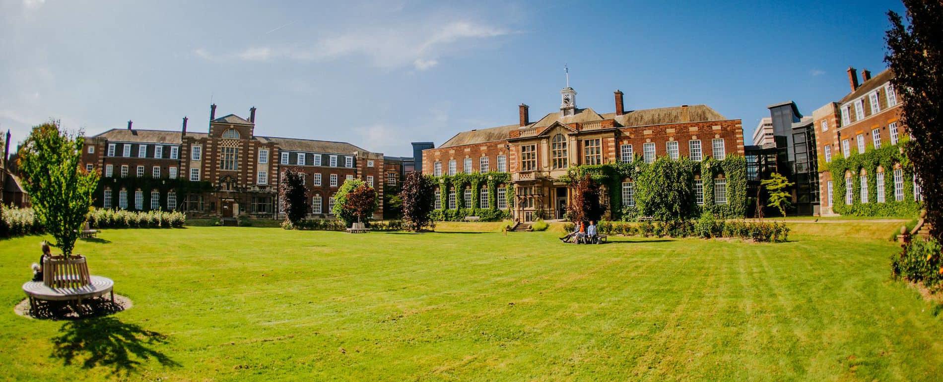 University of Hull campus.